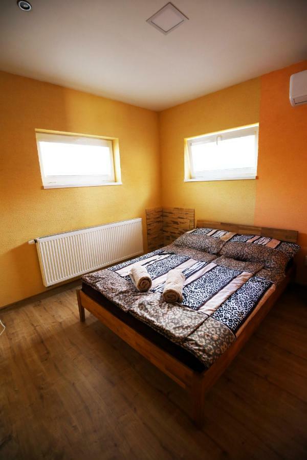 Apartmany Dimitra Sturovo Ngoại thất bức ảnh