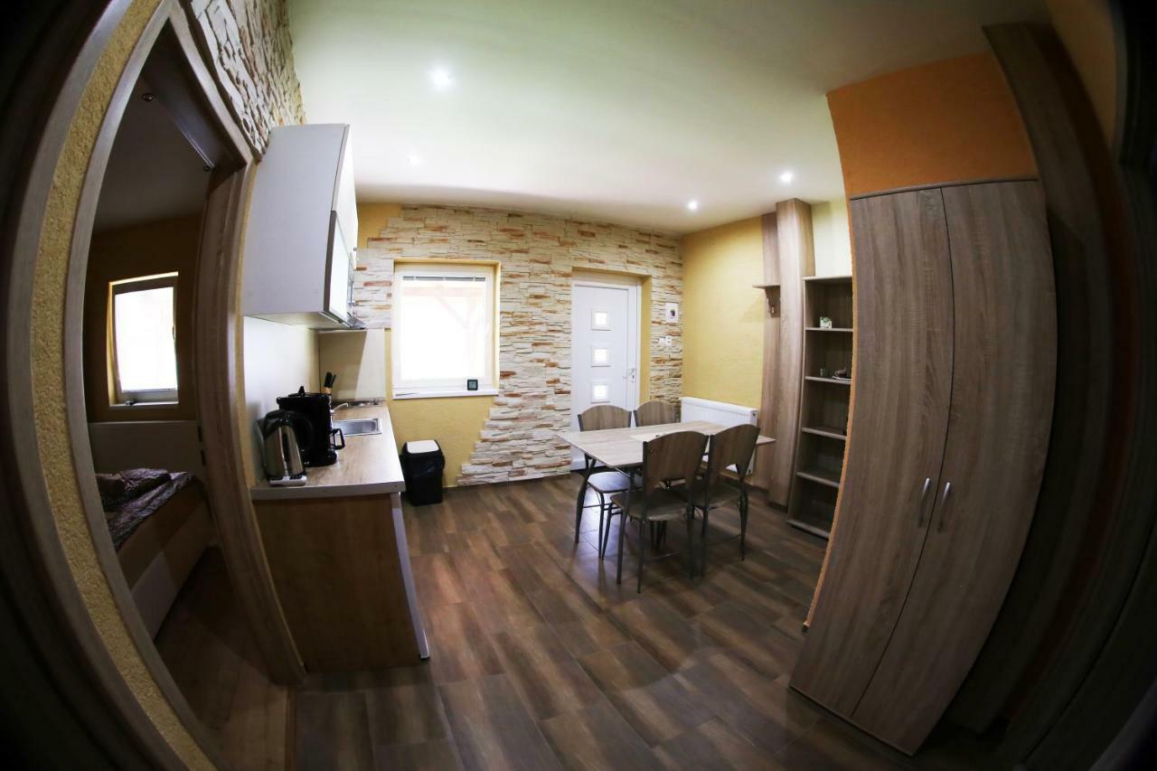 Apartmany Dimitra Sturovo Ngoại thất bức ảnh