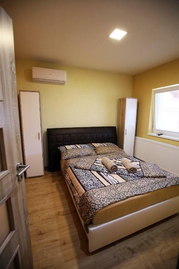 Apartmany Dimitra Sturovo Ngoại thất bức ảnh