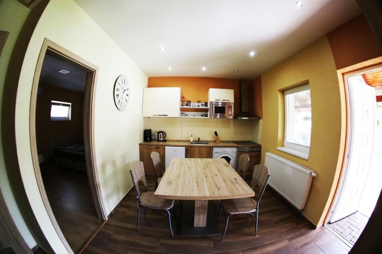 Apartmany Dimitra Sturovo Ngoại thất bức ảnh