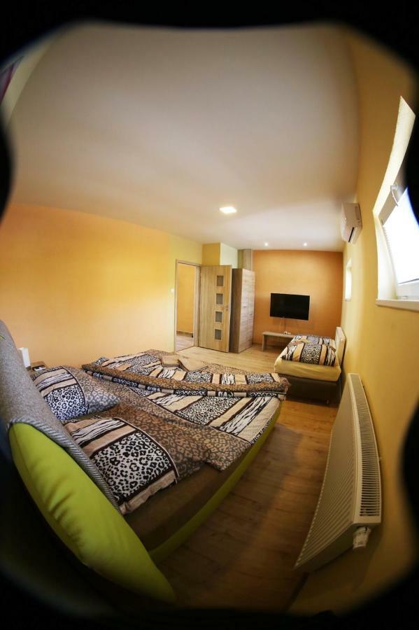 Apartmany Dimitra Sturovo Ngoại thất bức ảnh