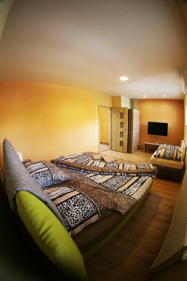Apartmany Dimitra Sturovo Ngoại thất bức ảnh