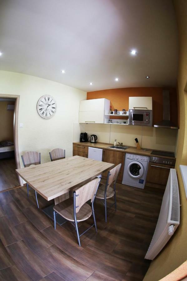 Apartmany Dimitra Sturovo Ngoại thất bức ảnh